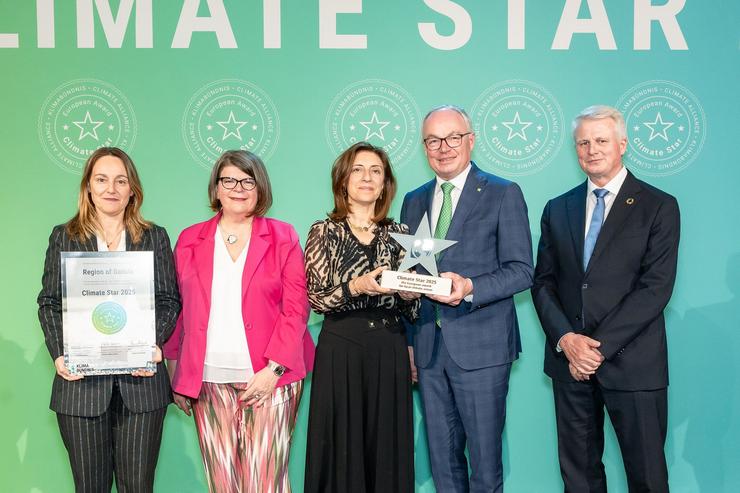 A conselleira de Medio Ambiente e Cambio Climático, Ángeles Vázquez, recolle en Austria o premio Estrela do Clima (Climate Star) 