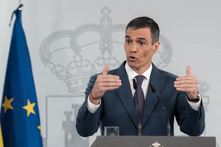 O presidente do Goberno, Pedro Sánchez, comparece ante os medios, no Palacio da Moncloa, a 29 de abril de 2025, en Madrid / Diego Radamés - Arquivo