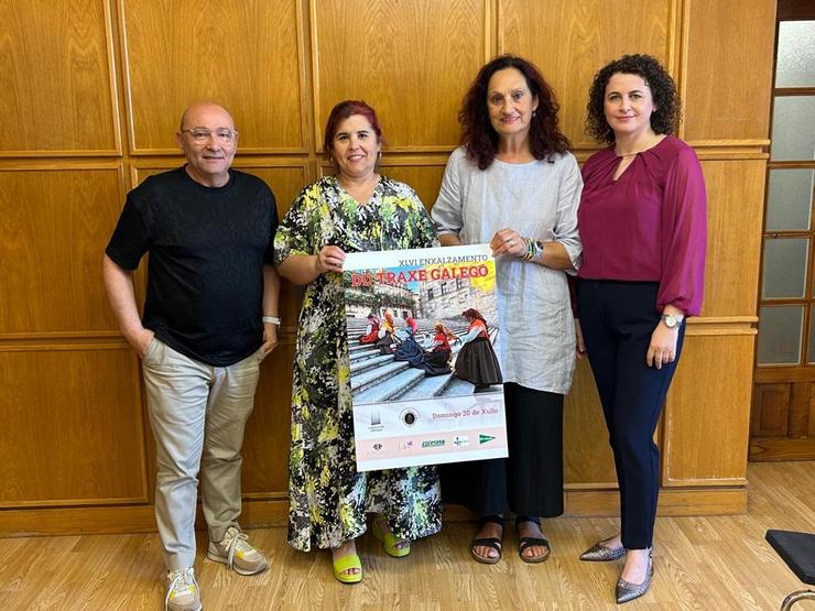 A concelleira de Festas, Pilar Lueiro, na presentación do Día do Traxe Galego, a 16 de xullo de 2025. CONCELLO DE SANTIAGO / Europa Press