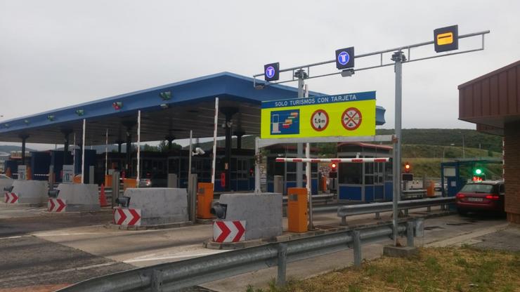 Peaxe do Huerna, Autoestrada de peaxe, AP-66, AP-6 