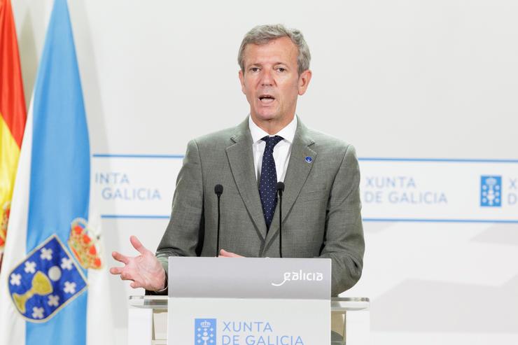 O presidente da Xunta, Alfonso Rueda, na comparecencia posterior á reunión do Consello. DAVID CABEZÓN 