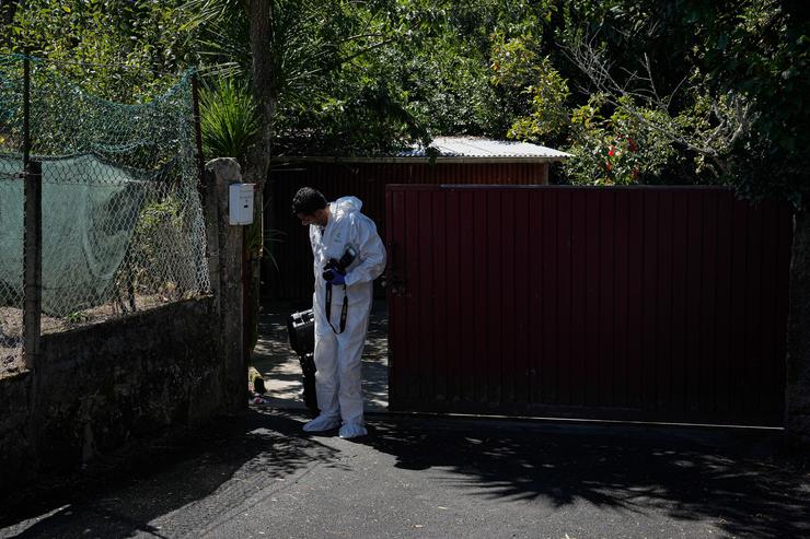 Matan a unha traballadora de axuda no fogar no Porriño (Pontevedra) nunha das casas ás que acudía.. ADRIAN IRAGO