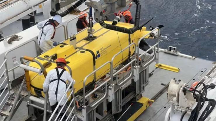 Oceanógrafos franceses na procura de residuos radioactivos fronte ás costas galegas 