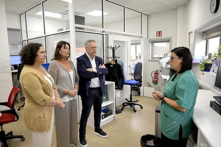 O Conselleiro De Sanidade, Antonio Gómez Caamaño, Visita A Sede De Aclad Na Coruña. MONCHO FONTES / Europa Press