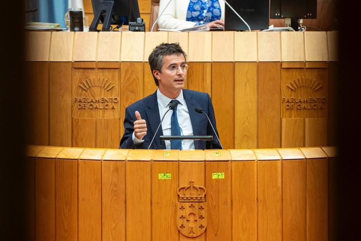 O deputado do PPdeG no Parlamento Borja Verea intervén no Pleno.. PPDEG / Europa Press