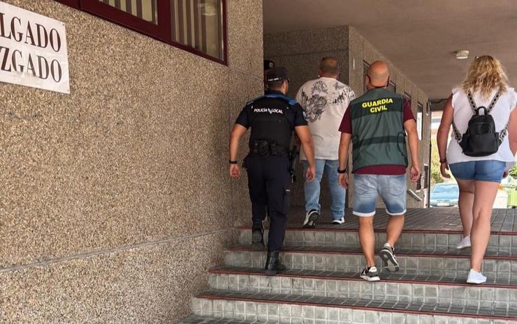 Detido no Xulgado de Instrución de Xinzo de Limia en Ourense. GARDA CIVIL 
