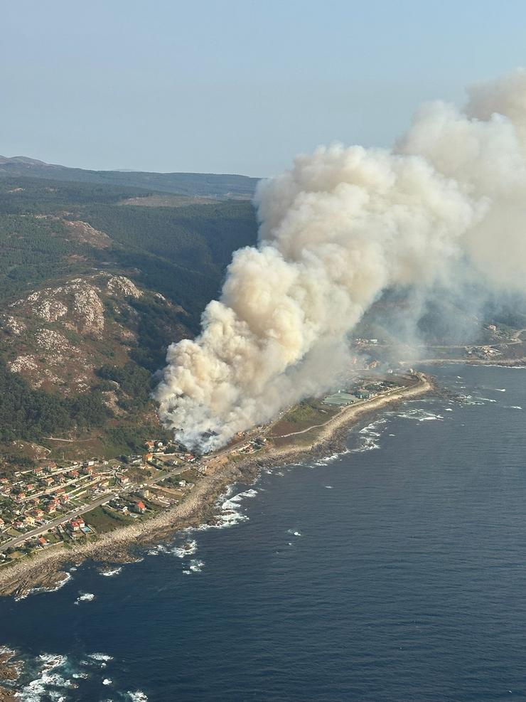 Incendio en Mougás, Oia / Queco