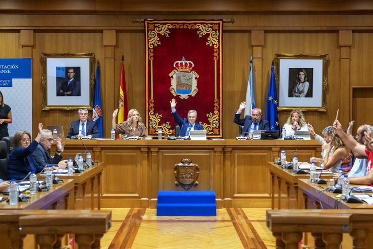 Pleno extraordinario no mes de agosto da Deputación de Ourense 
