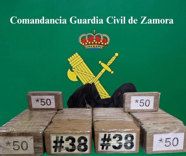 Material incautado.. GARDA CIVIL 