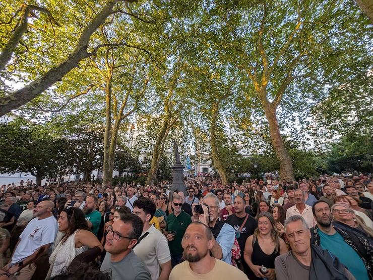 Público en Azcarraga no concerto de JP Bimeni / Xornal da Coruña