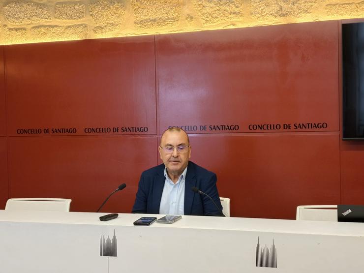 O Concello de Santiago someterá ao pleno a subida da taxa do lixo e cambio do IBI para impulsar o aluguer 