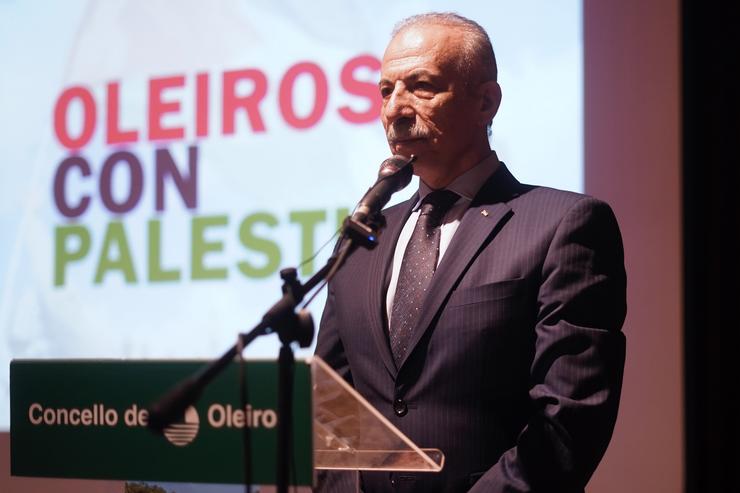 O embaixador de Palestina en España, Husni Abdel Wahed, participa nun acto público na Fábrica, a 19 de setembro de 2025, en Perillo, Oleiros, A Coruña, Galicia (España).. Gustavo da Paz - Europa Press / Europa Press
