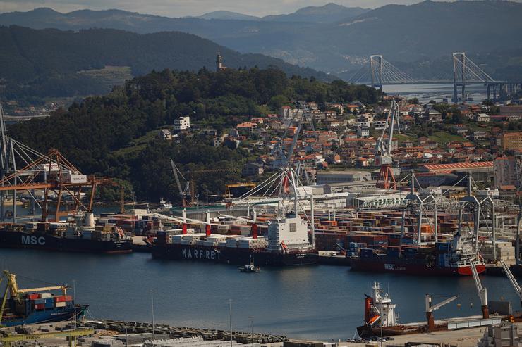 Arquivo - Terminal de colectores no Porto de Vigo. Adrián Irago - Europa Press - Arquivo 