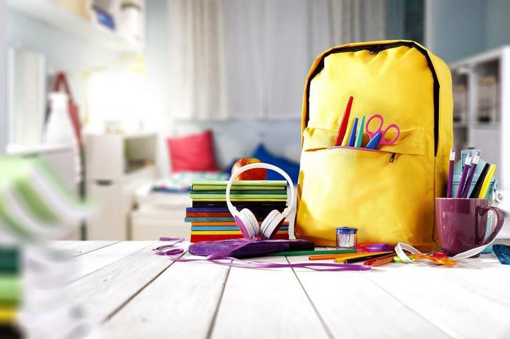 Material escolar para a volta ao colexio 