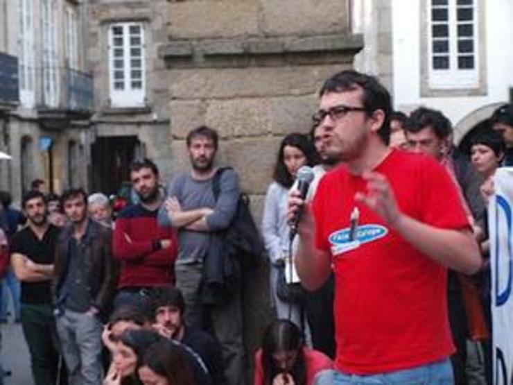 Carlos Callón, presidente da Mesa pola Normalización, na protesta dos profesionais das artes escénicas 