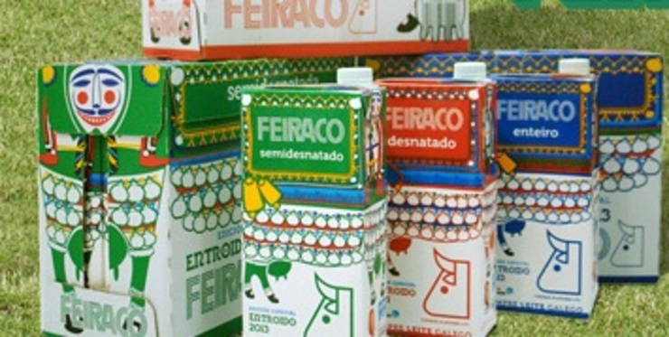 Envases de leite Feiraco co deseño de Rei Zentolo para o entroido de 2013