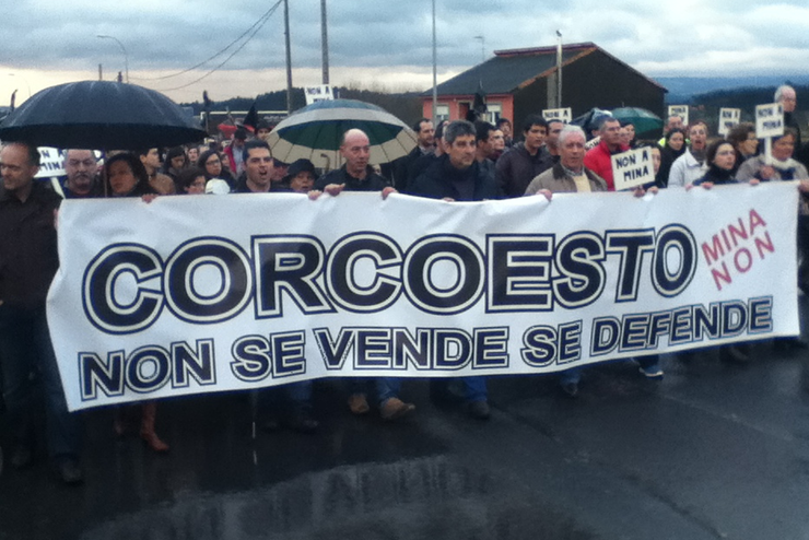 Manifestación en contra da mina de ouro en Corcoesto no concello de Coristanco 