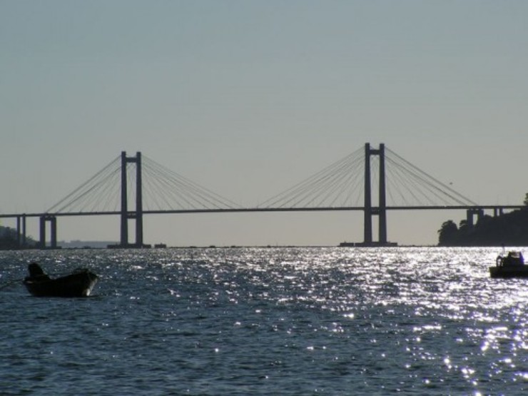 Ponte de Rande na ría de Vigo