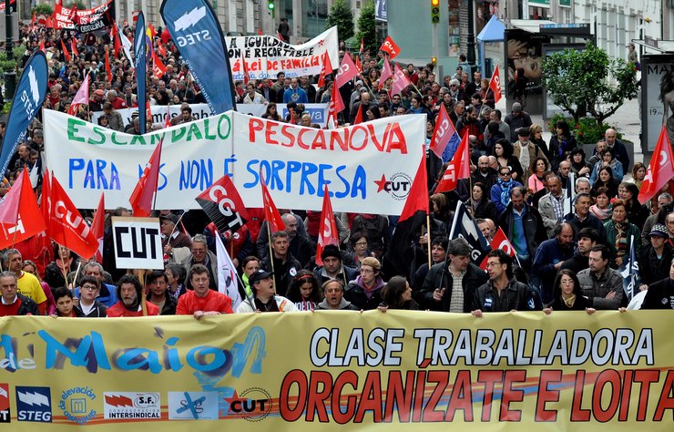 Masiva manifestación do 1º de maio en Vigo 