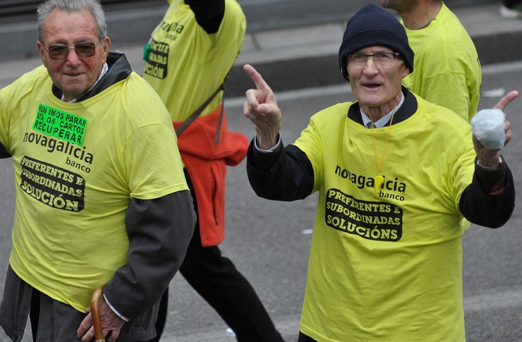 Afectados polas preferentes na manifestación do 1º de maio en Vigo 