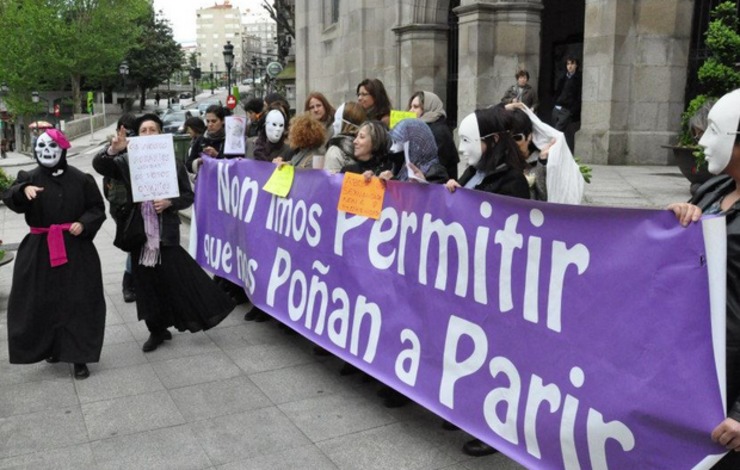 Acción Feminismos Em Escracho / Feminismogaliza