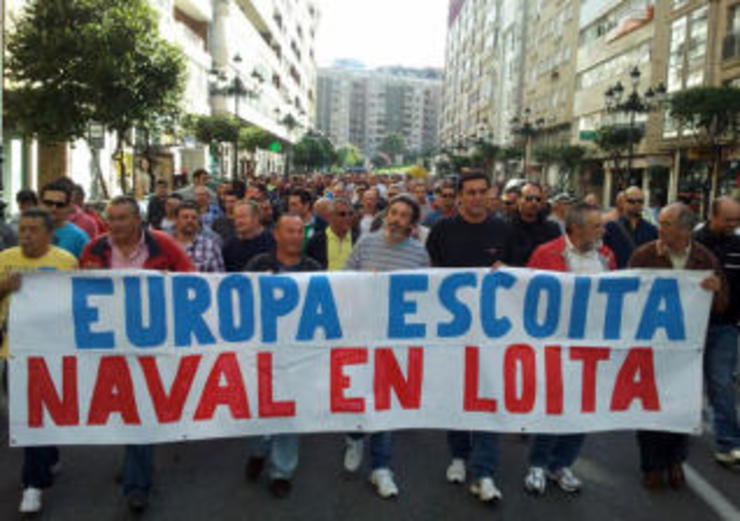 Traballadores do naval protestan en Vigo/ calveiro