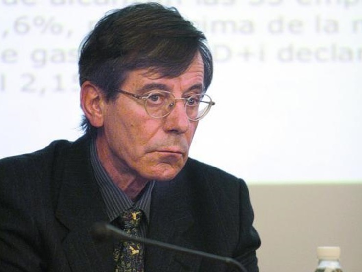 Xosé Luís Outes, candidato de EU ás europeas