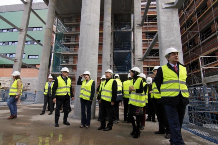 A Conselleira Mosquera na súa visita ao hospital de Vigo en construcción
