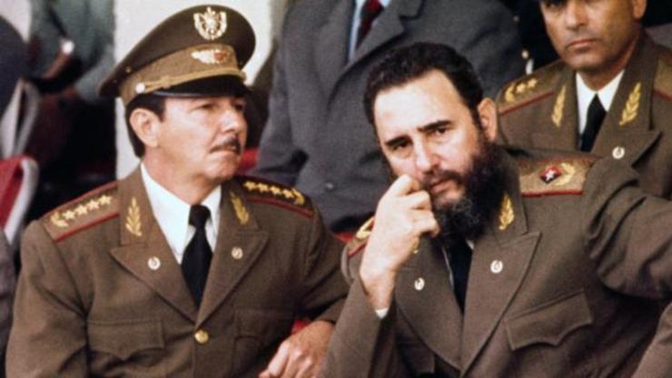 Raul e Fidel Castro