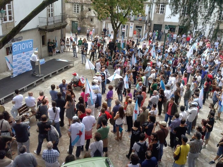 Manifestación de Anova o Día da Patria de 2014