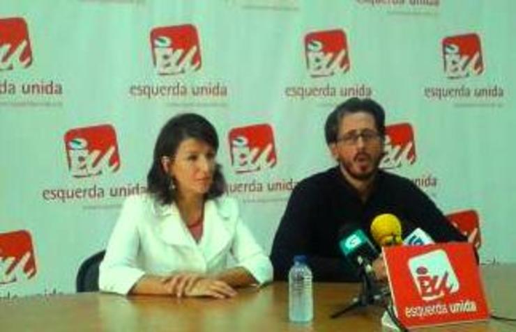 Yolanda Díaz e Carlos Portomeñe nunha rolda de prensa de Esquerda Unida