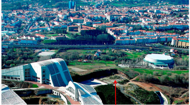 Lugar onde se ubicaría o futuro parque infantil da Cidade da Cultura