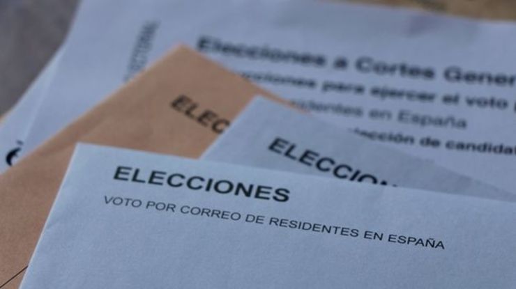 Papeletas electorais para a votación nas pasadas eleccións xerais 