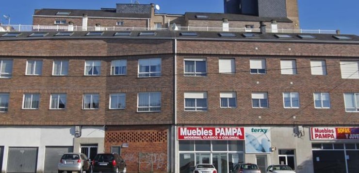 Edificio O Penso, en Cabanas, pendente do seu derrubo por ilegalidades urbanísticas 