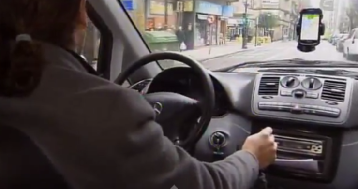 Conductor usando aparcamento con Parkapp