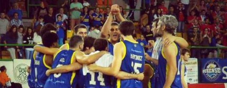 O COB, favorito no play-off polo seu xogo. 