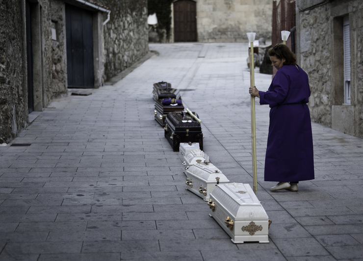 Os cadaleitos e a familiaridade da morte / Pedro G. Losada Sociedade Antropolóxica Galega SAGA