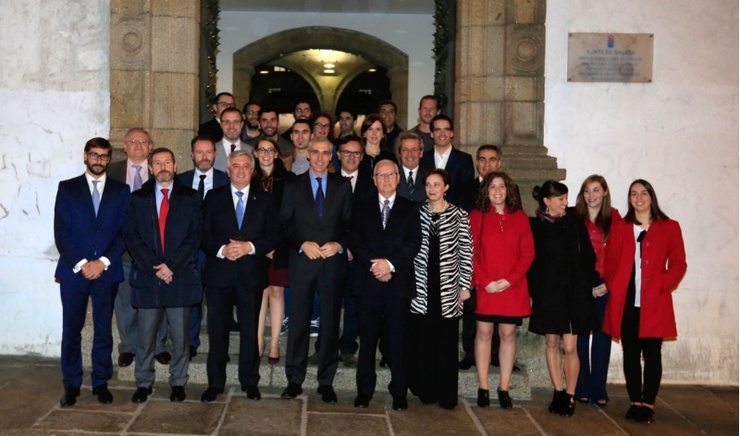 Foto de grupo dos Premios de Transferencia de Tecnoloxía en Galicia  2016 / RAGC.