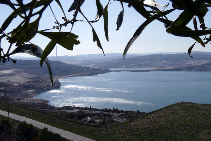 Lago artificial en As Pontes / Endesa.