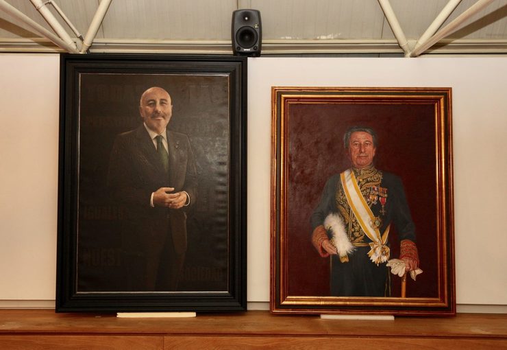 Retratos de Javier Losada e Francisco Vázquez no Concello de A Coruña