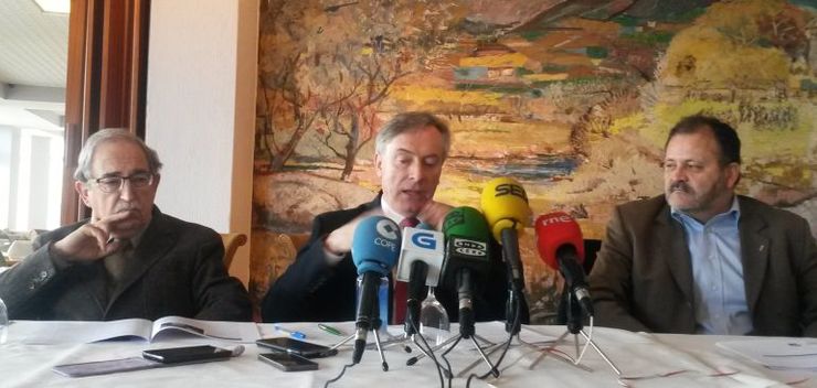 O embaixador de Irlanda en España, David Cooney, de visita institucional na Coruña 