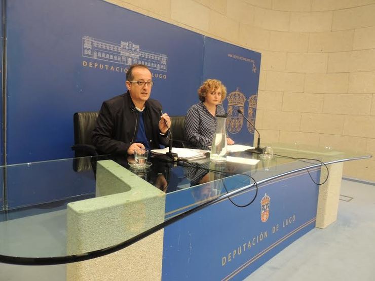 Antonio Veiga, vicepresidente da Deputación de Lugo, e Sonsoles López, responsable de Medio Ambiente, nunha rolda de prensa / deputacipndelugo.org