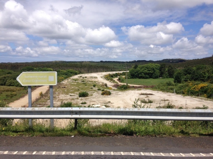 As obras do treito sur da Autovía da Costa da Morte en Berdoias / QPC