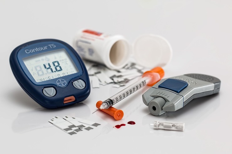 Utensilios para o control da diabetes / Pixabay.