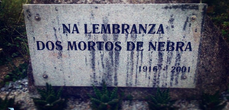 Placa en homenaxe aos mortos de Nebra / Galizeando.com