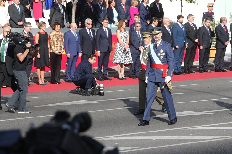 O rei Felipe V no desfile do 12 de outubro de 2017