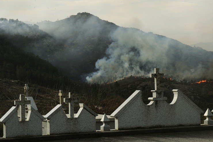 Incendio no Xurés (Ourense) 
