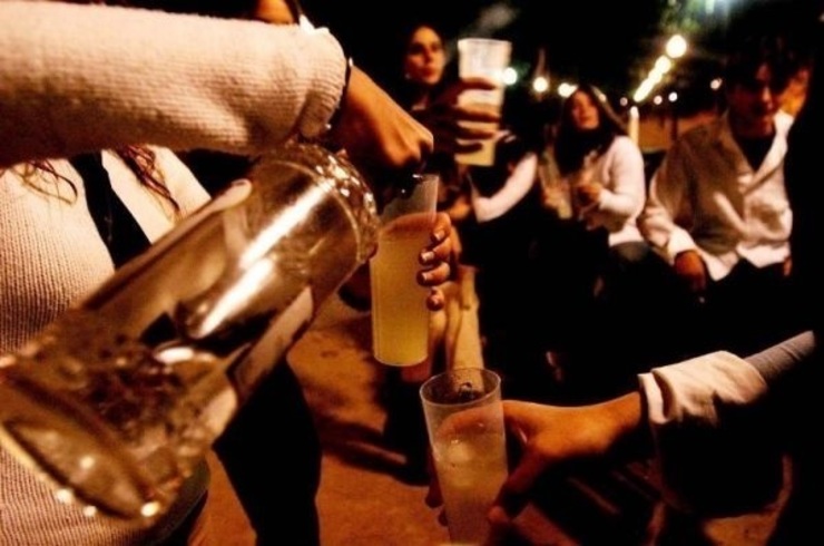 Botellón nunha cidade galega 