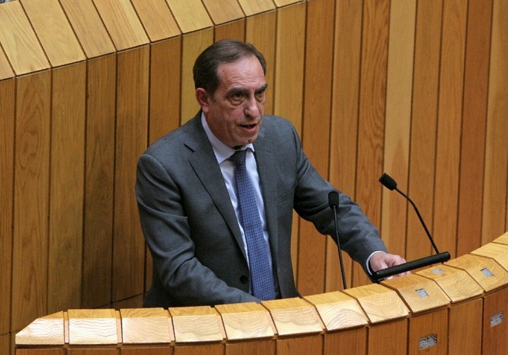 O  conselleiro de Facenda, Valeriano Martínez 