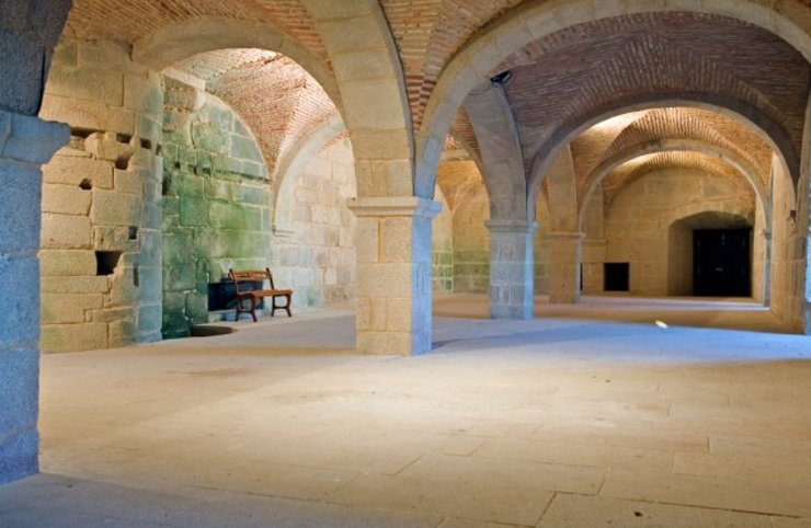 Covas de dona Urraca, no castelo de Salvaterra 